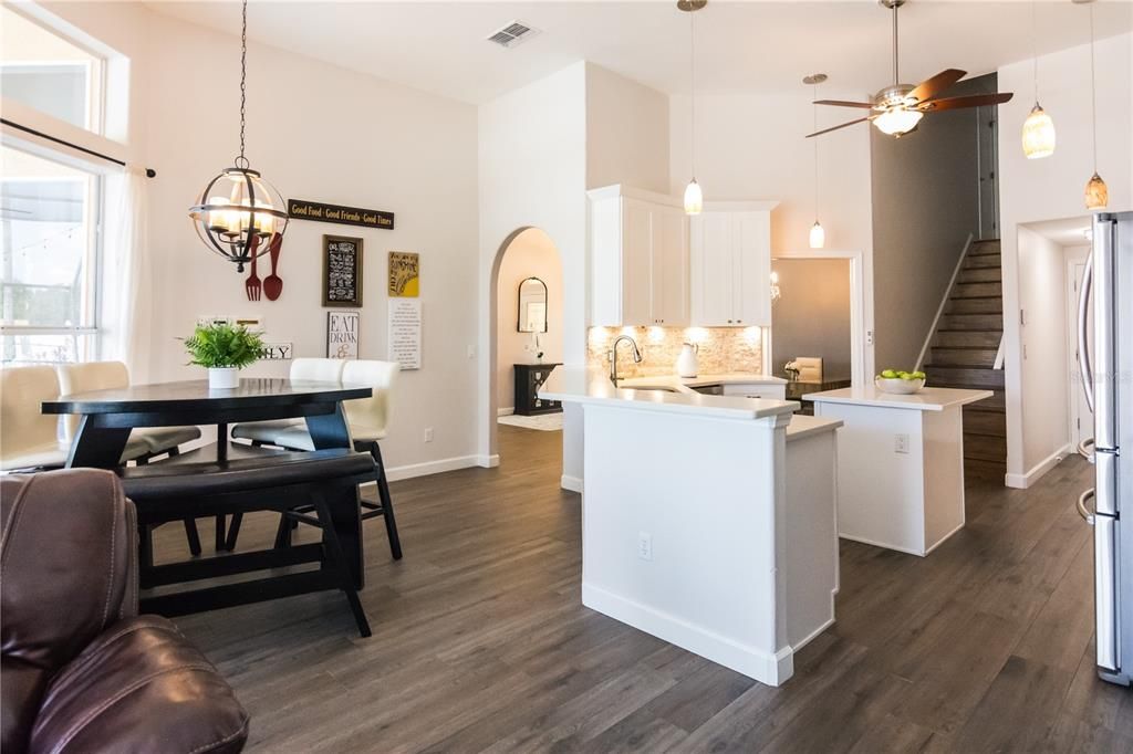 For Sale: $917,000 (5 beds, 4 baths, 3419 Square Feet)