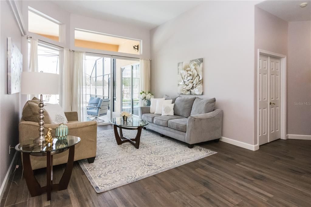 For Sale: $917,000 (5 beds, 4 baths, 3419 Square Feet)