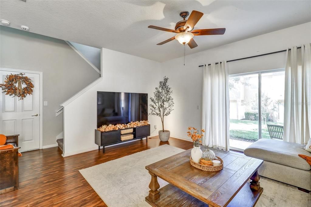 На продажу: $309,000 (3 спален, 2 ванн, 1409 Квадратных фут)