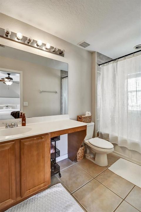 На продажу: $309,000 (3 спален, 2 ванн, 1409 Квадратных фут)