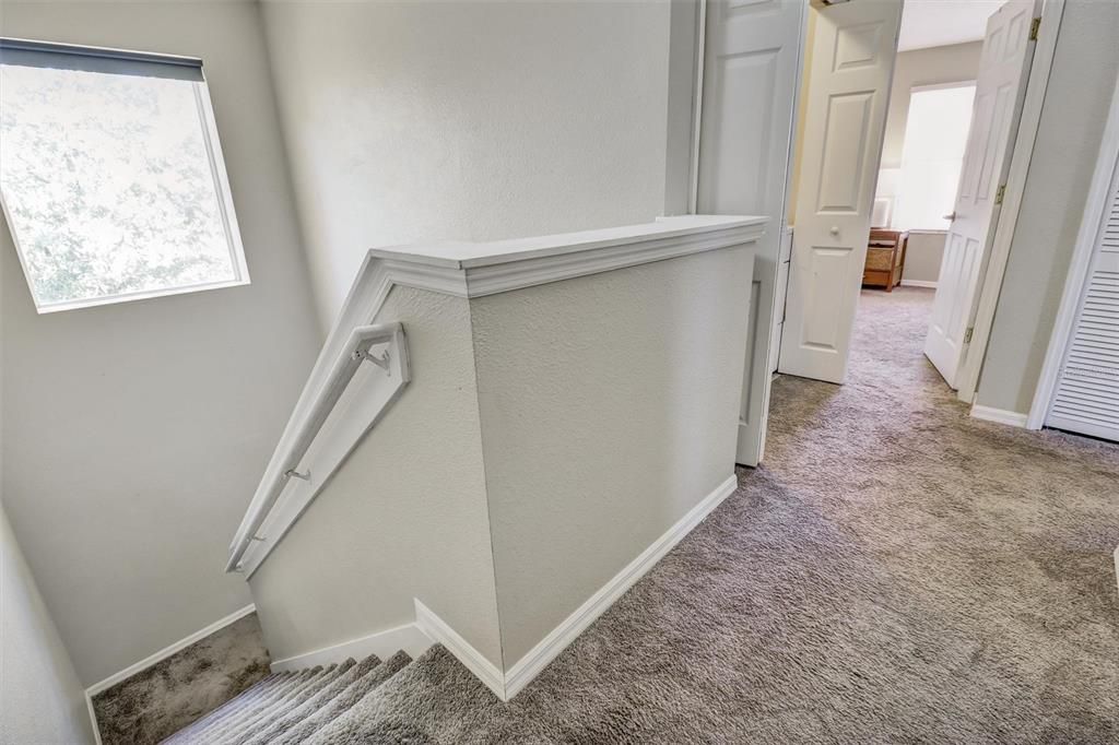 На продажу: $309,000 (3 спален, 2 ванн, 1409 Квадратных фут)