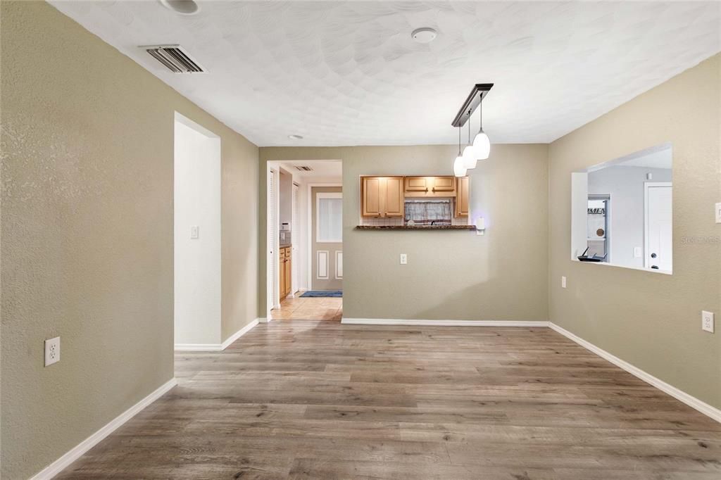 На продажу: $525,000 (3 спален, 2 ванн, 1528 Квадратных фут)