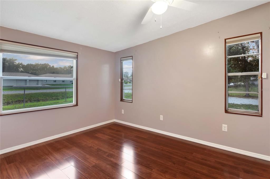 На продажу: $525,000 (3 спален, 2 ванн, 1528 Квадратных фут)