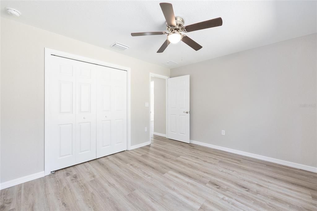 Active With Contract: $257,000 (3 beds, 2 baths, 1475 Square Feet)