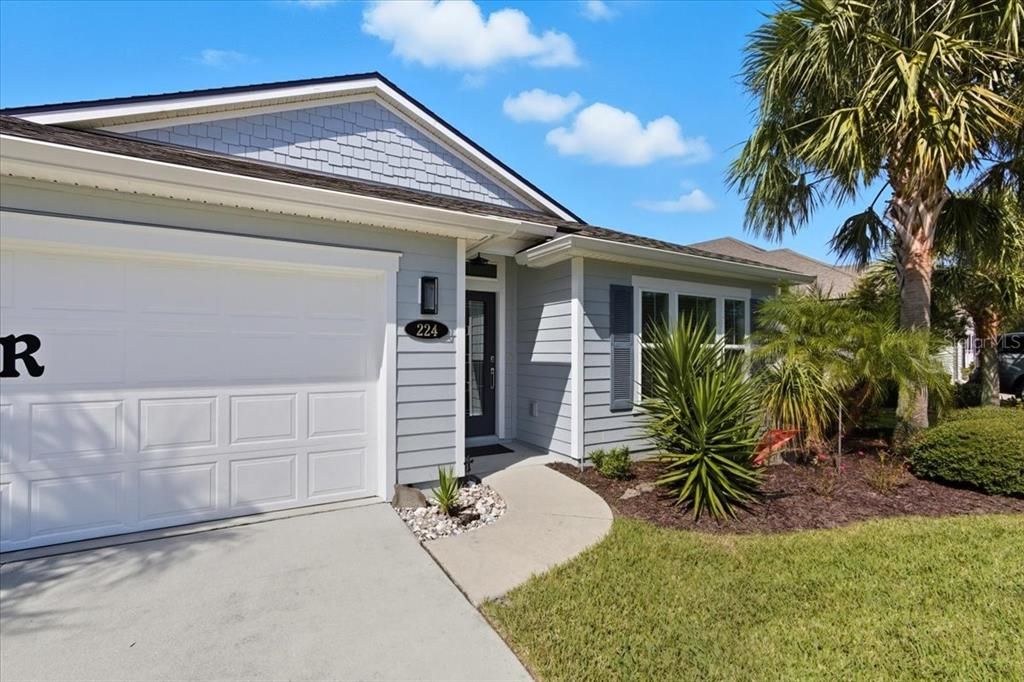 Active With Contract: $499,900 (4 beds, 2 baths, 1860 Square Feet)