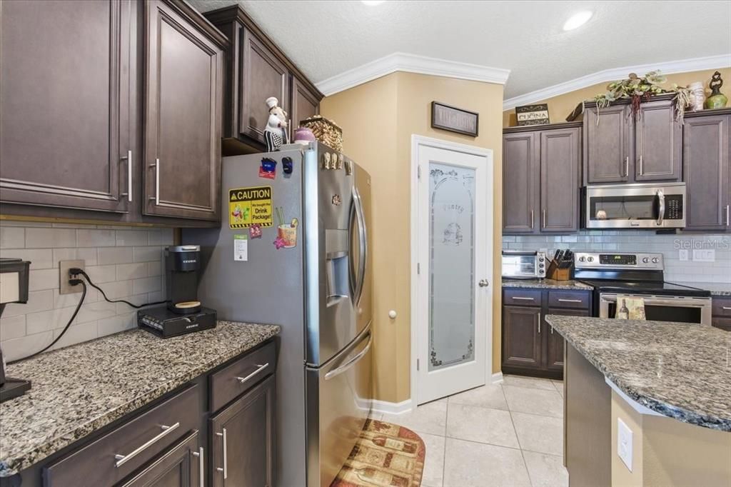 Active With Contract: $499,900 (4 beds, 2 baths, 1860 Square Feet)