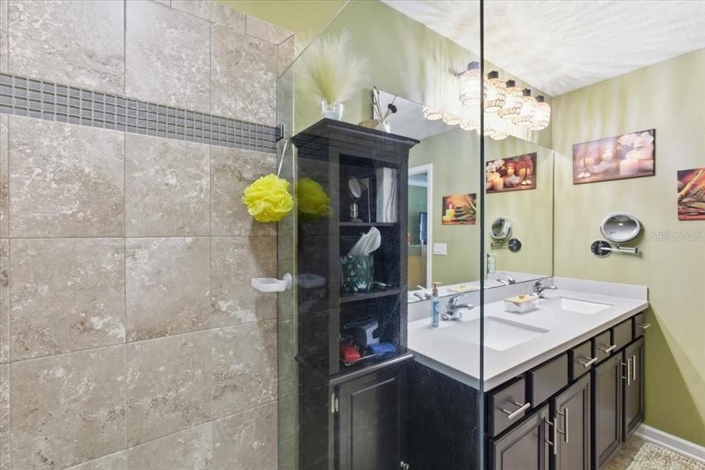 Active With Contract: $499,900 (4 beds, 2 baths, 1860 Square Feet)