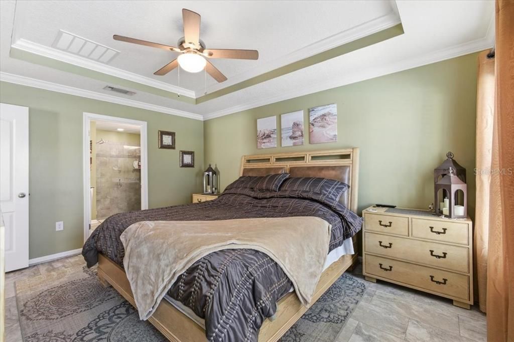 Active With Contract: $499,900 (4 beds, 2 baths, 1860 Square Feet)