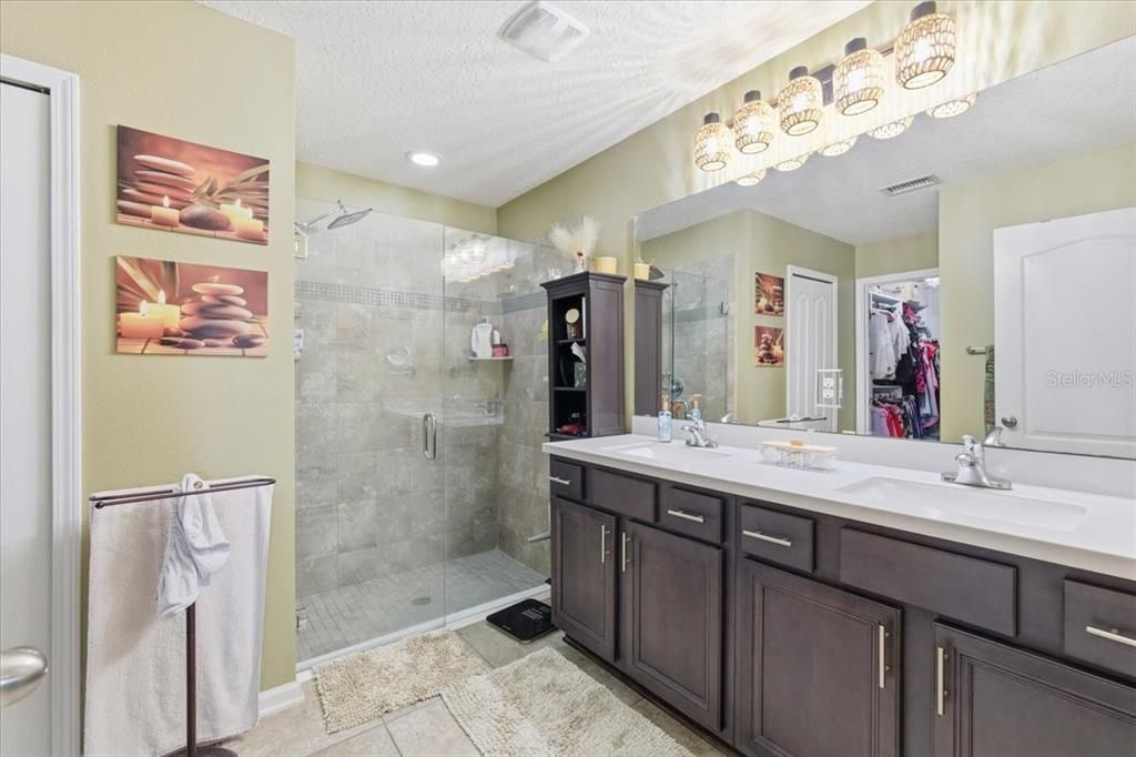 Active With Contract: $499,900 (4 beds, 2 baths, 1860 Square Feet)