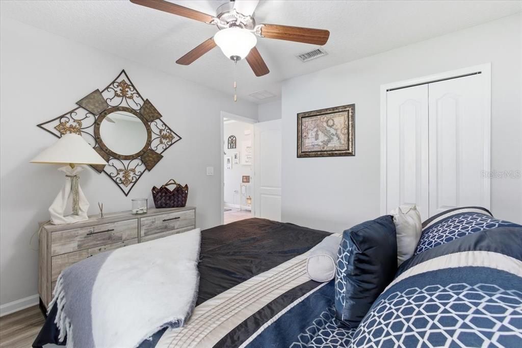 Active With Contract: $499,900 (4 beds, 2 baths, 1860 Square Feet)