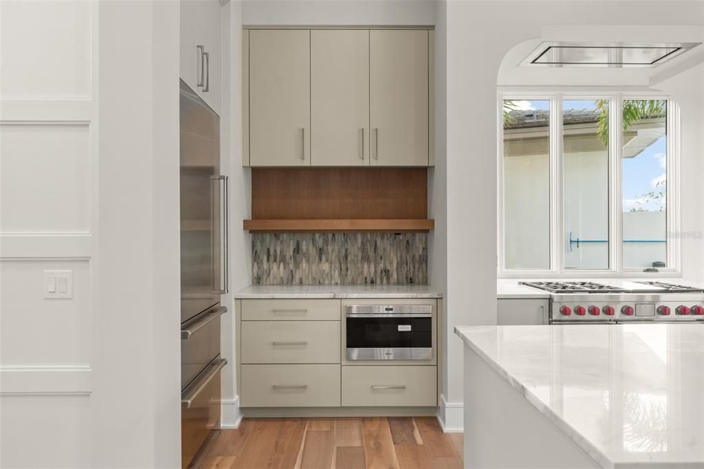 En Venta: $2,950,000 (3 camas, 3 baños, 2799 Pies cuadrados)