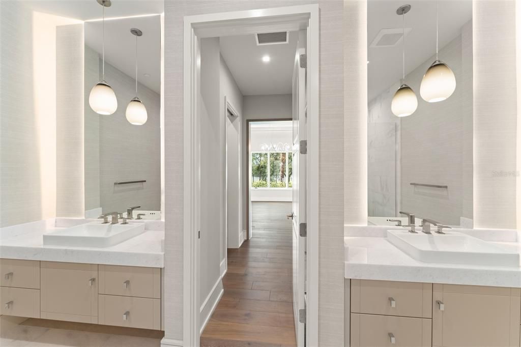 En Venta: $2,950,000 (3 camas, 3 baños, 2799 Pies cuadrados)