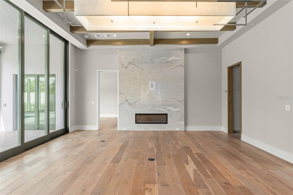 En Venta: $2,950,000 (3 camas, 3 baños, 2799 Pies cuadrados)