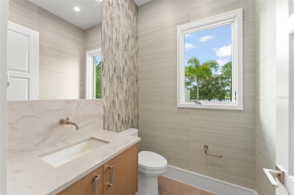 En Venta: $2,950,000 (3 camas, 3 baños, 2799 Pies cuadrados)