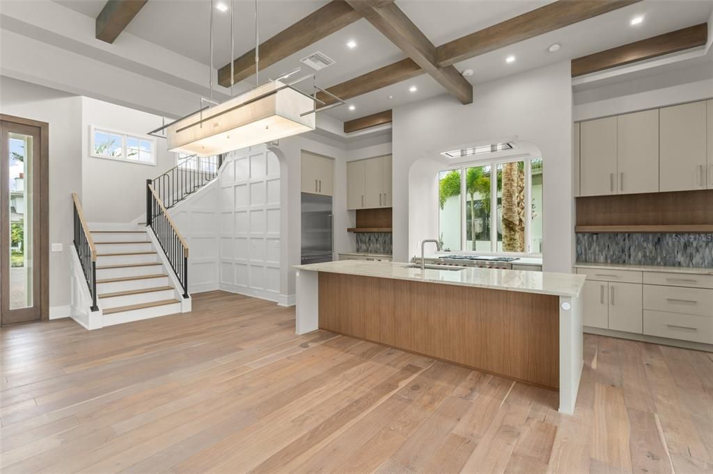 En Venta: $2,950,000 (3 camas, 3 baños, 2799 Pies cuadrados)