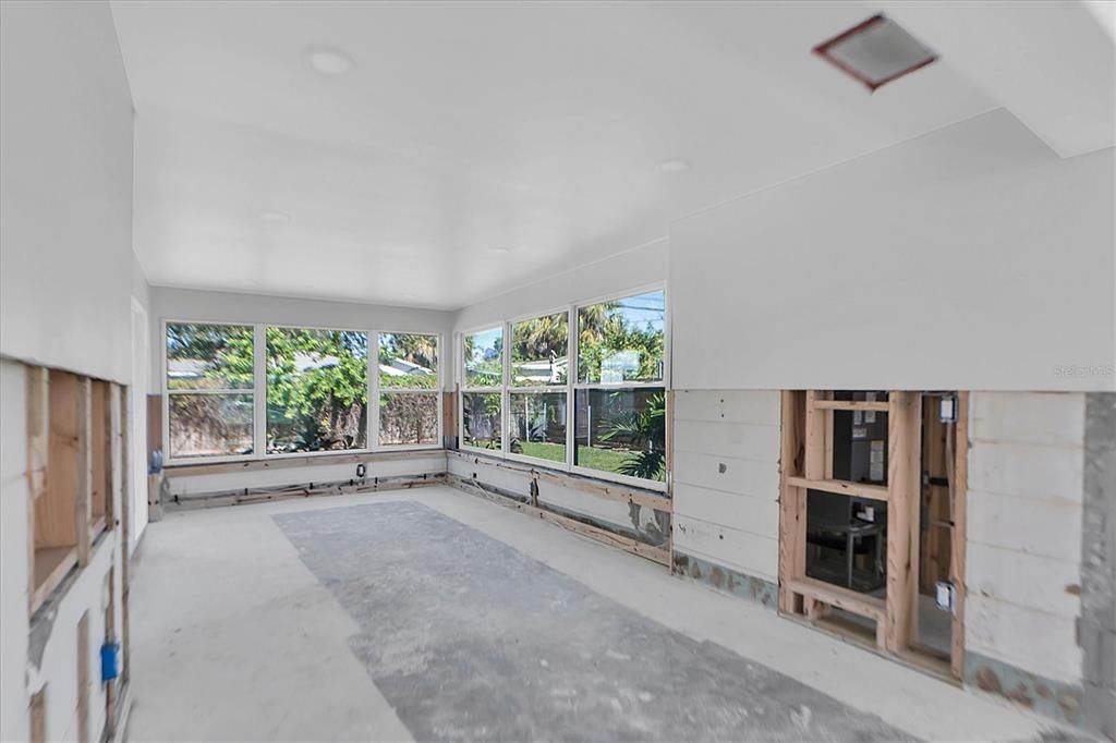 Activo con contrato: $300,000 (3 camas, 2 baños, 1684 Pies cuadrados)