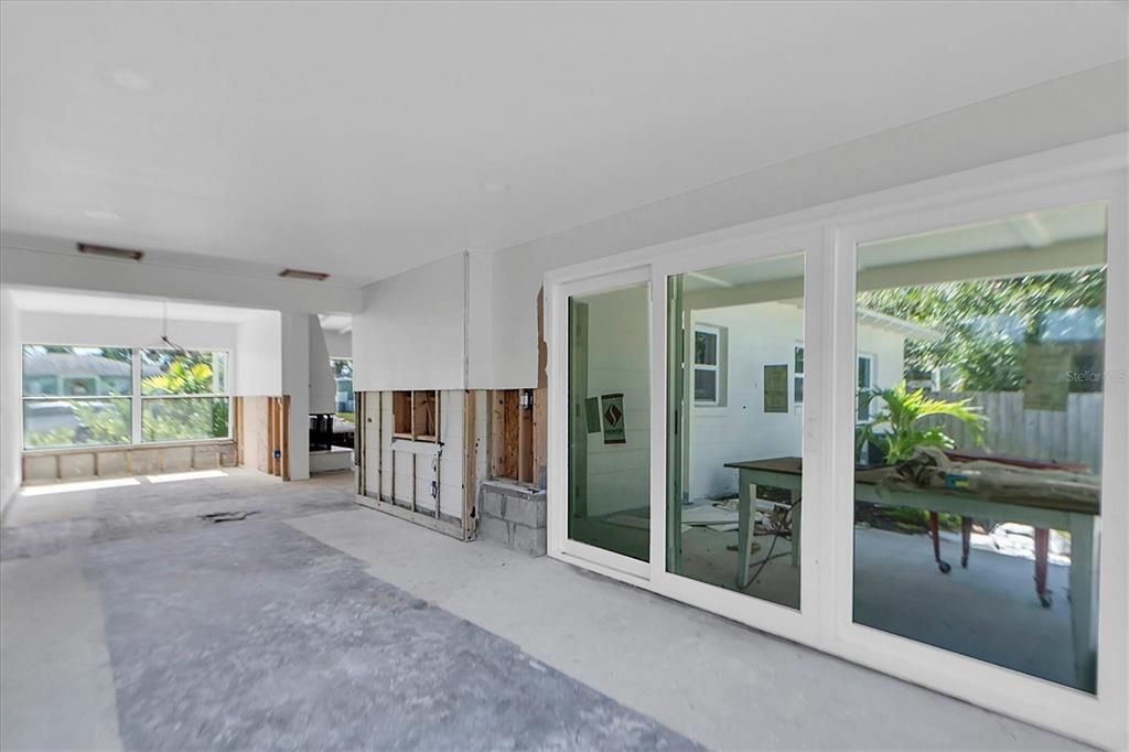 Activo con contrato: $300,000 (3 camas, 2 baños, 1684 Pies cuadrados)