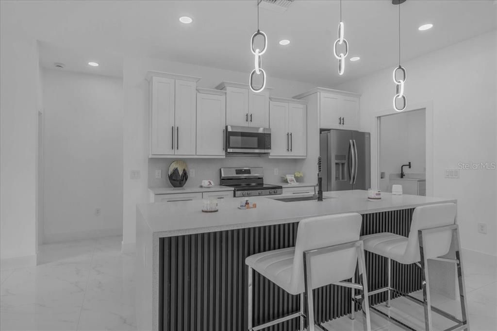 For Sale: $395,000 (3 beds, 2 baths, 1712 Square Feet)