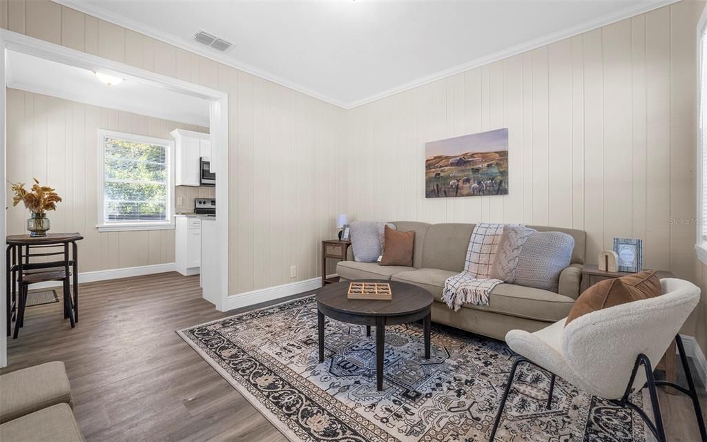 Active With Contract: $219,800 (1 beds, 1 baths, 528 Square Feet)