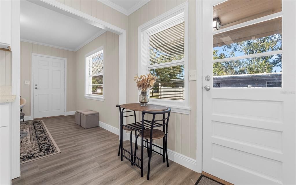 Active With Contract: $219,800 (1 beds, 1 baths, 528 Square Feet)