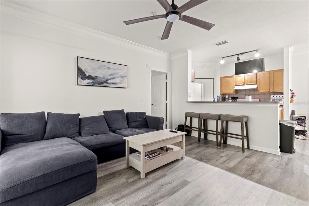 En Venta: $299,900 (2 camas, 2 baños, 1158 Pies cuadrados)