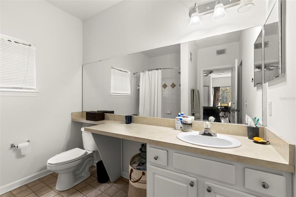 En Venta: $299,900 (2 camas, 2 baños, 1158 Pies cuadrados)