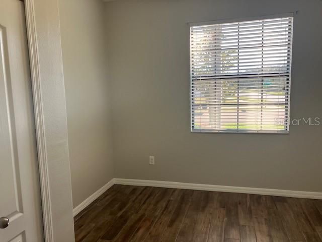 Под контрактом: $439,500 (4 спален, 3 ванн, 2056 Квадратных фут)