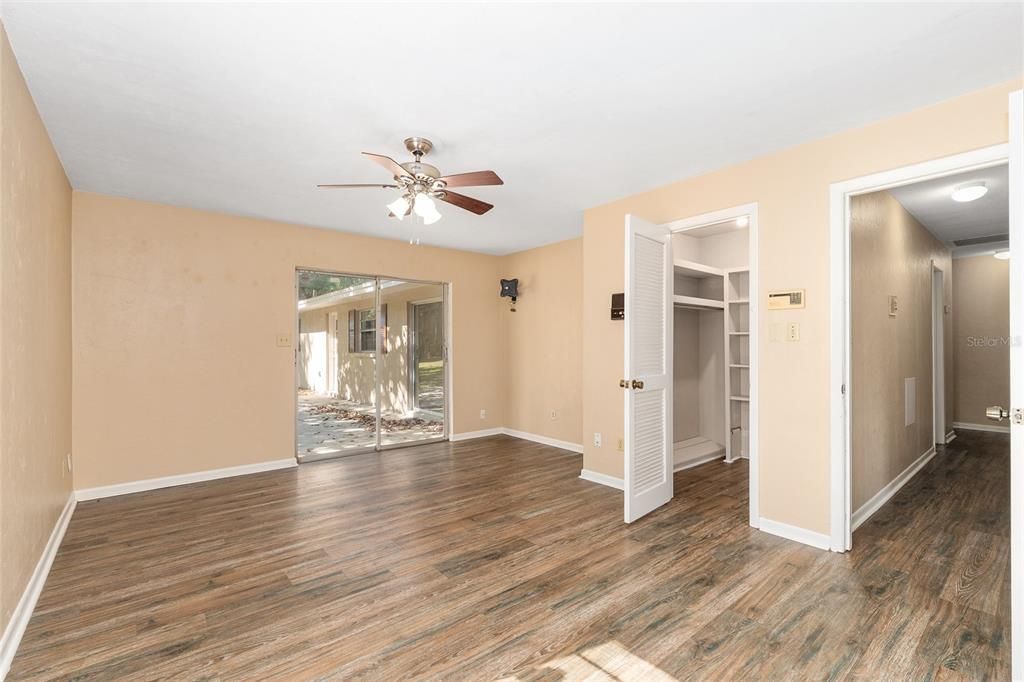 待售: $375,500 (3 贝兹, 3 浴室, 1963 平方英尺)