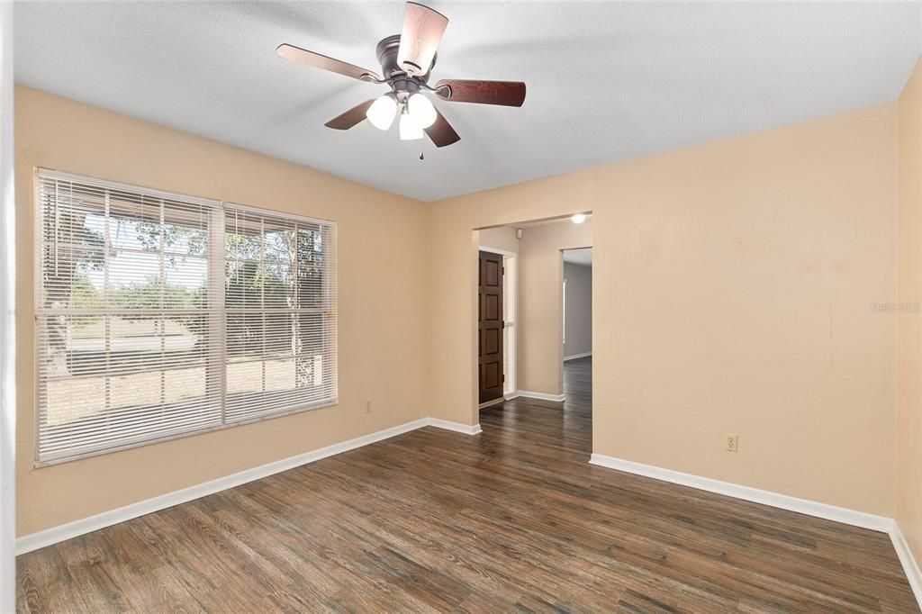 待售: $375,500 (3 贝兹, 3 浴室, 1963 平方英尺)