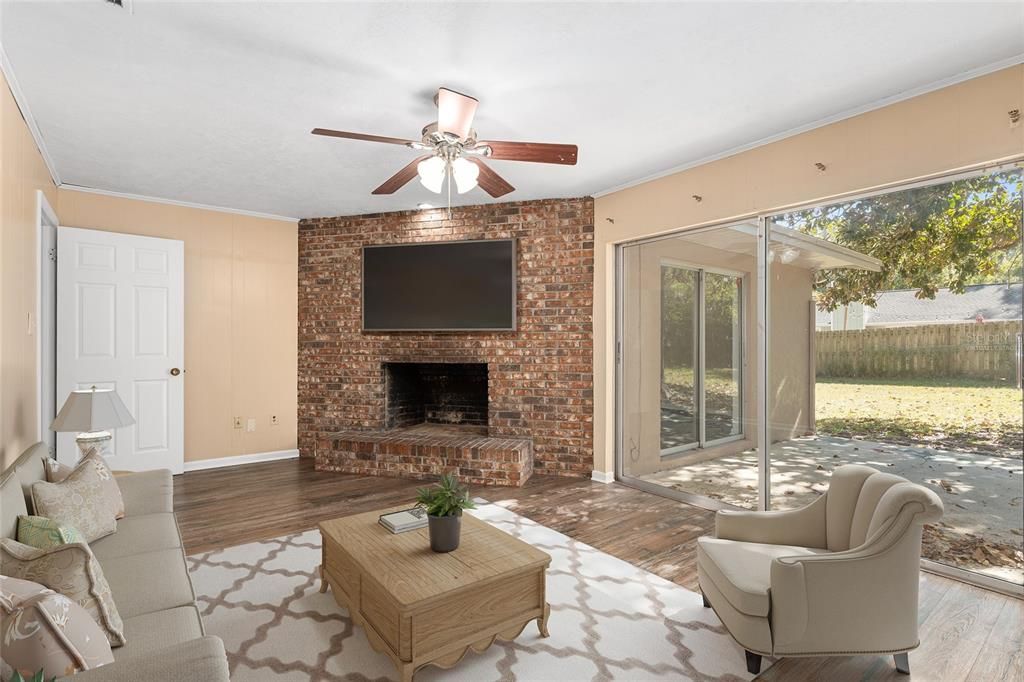 待售: $375,500 (3 贝兹, 3 浴室, 1963 平方英尺)