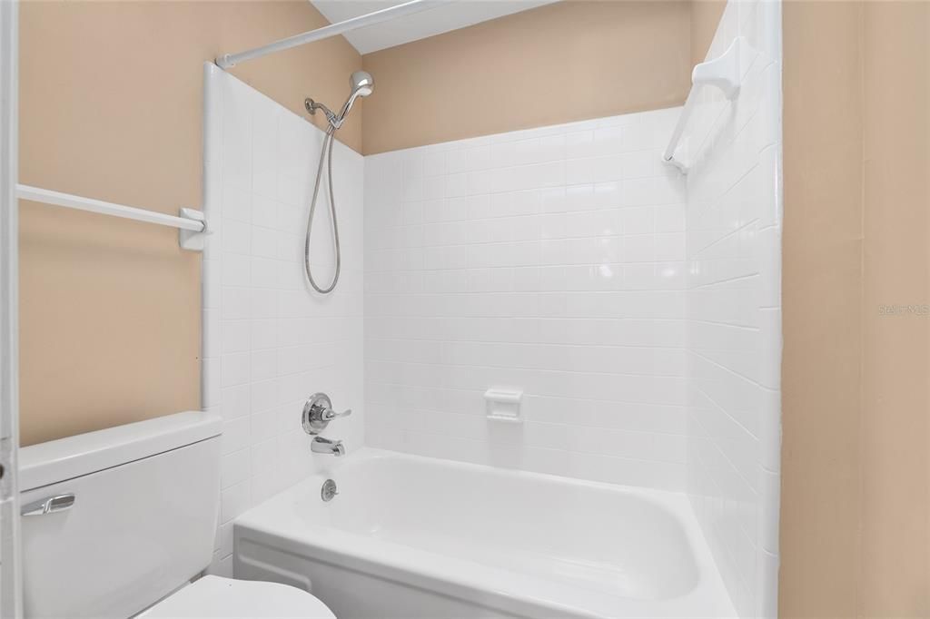 待售: $375,500 (3 贝兹, 3 浴室, 1963 平方英尺)