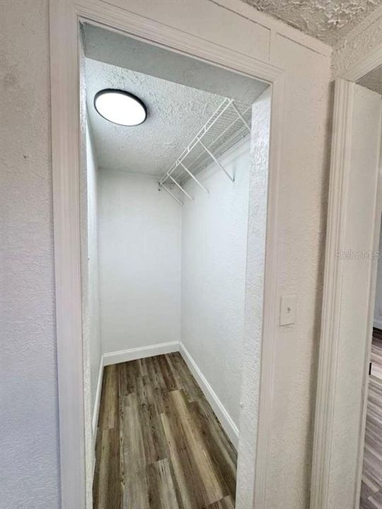 合同活跃: $179,900 (3 贝兹, 2 浴室, 1308 平方英尺)