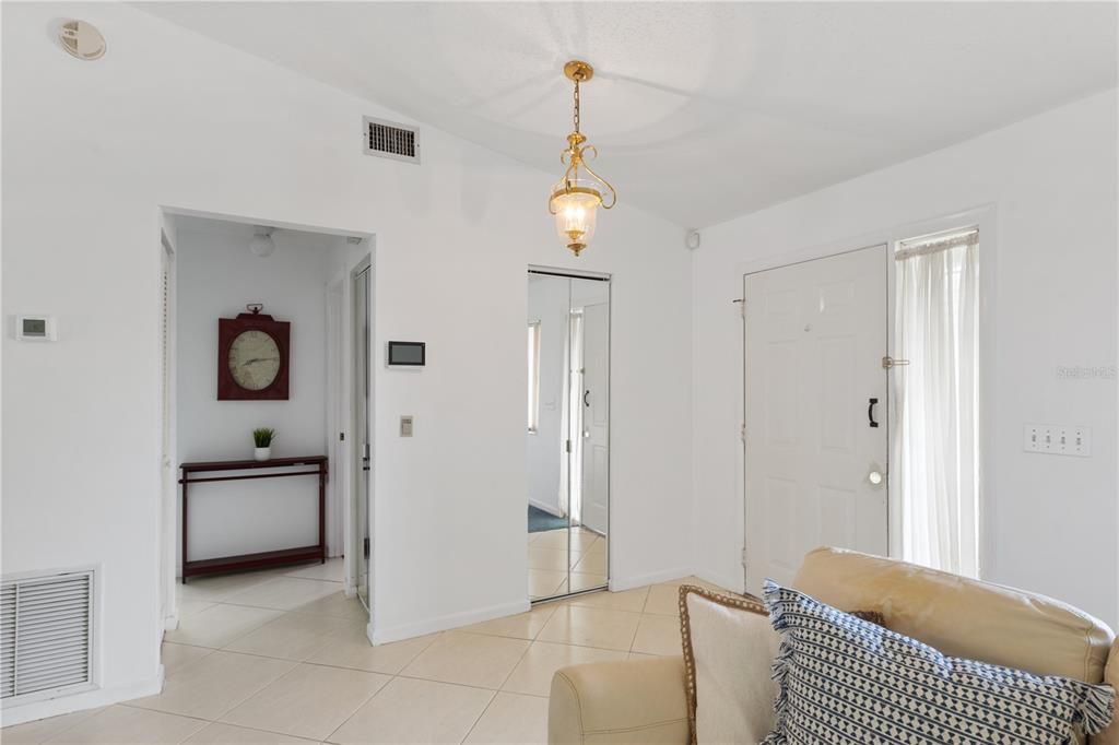 Active With Contract: $279,000 (3 beds, 2 baths, 1528 Square Feet)