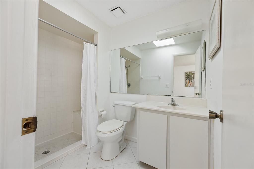 Active With Contract: $279,000 (3 beds, 2 baths, 1528 Square Feet)