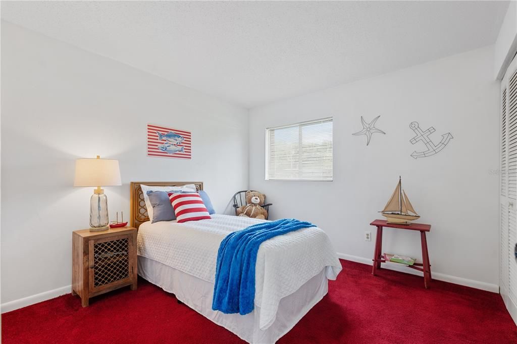 Active With Contract: $279,000 (3 beds, 2 baths, 1528 Square Feet)