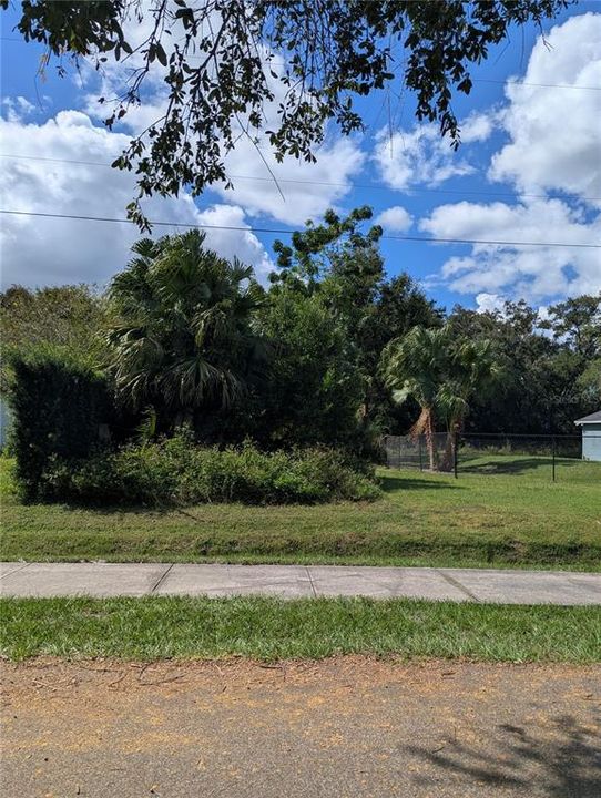 На продажу: $60,000 (0.53 acres)