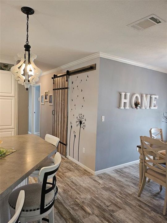 待售: $248,897 (2 贝兹, 2 浴室, 1320 平方英尺)