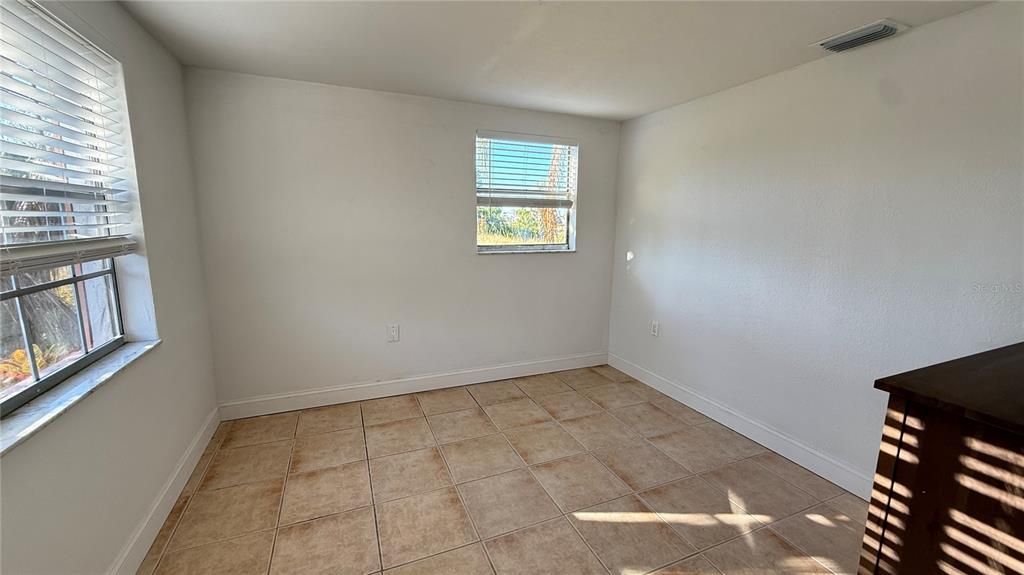 出租: $1,500 (2 贝兹, 1 浴室, 612 平方英尺)