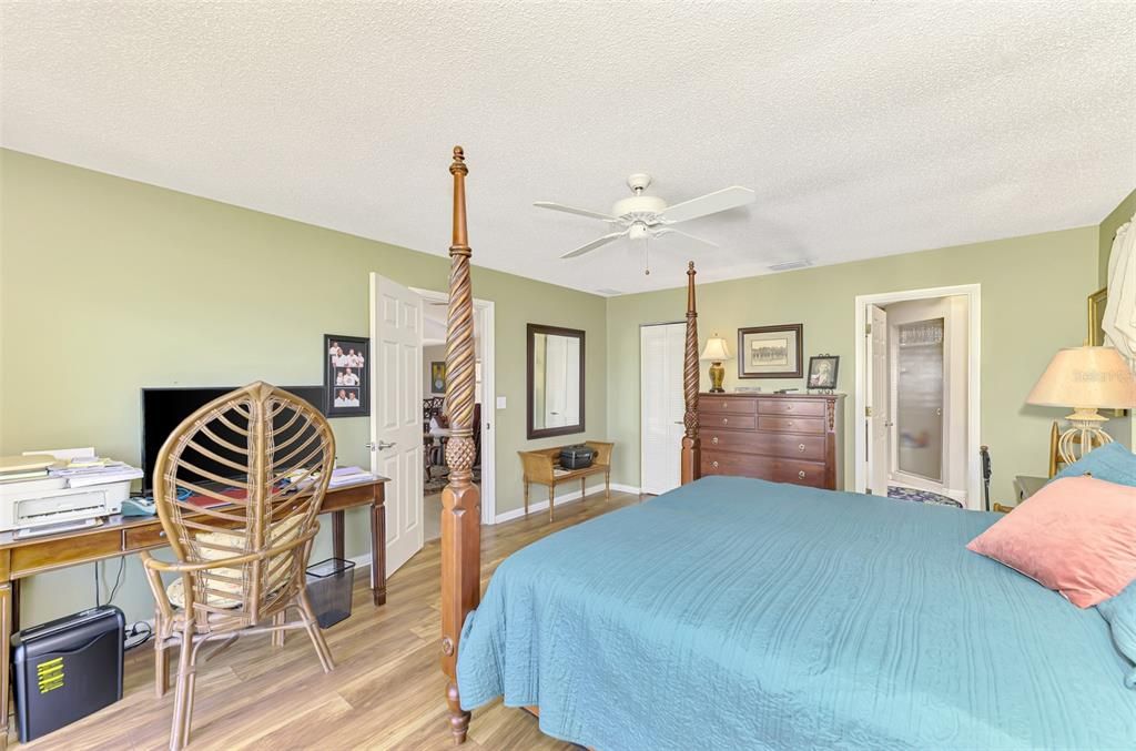 En Venta: $460,000 (2 camas, 2 baños, 2129 Pies cuadrados)