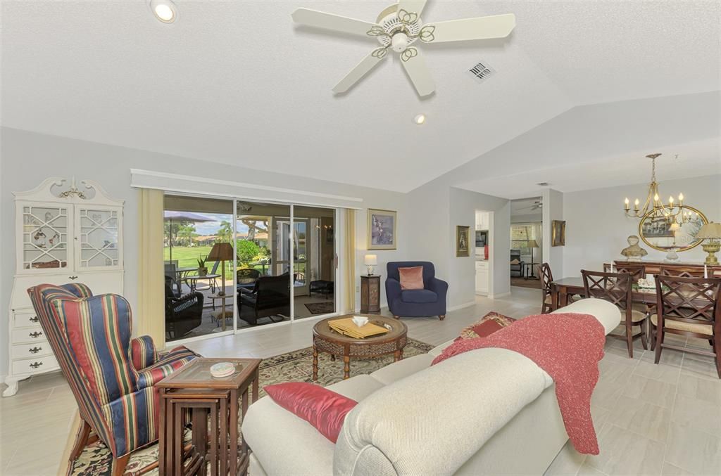 En Venta: $460,000 (2 camas, 2 baños, 2129 Pies cuadrados)