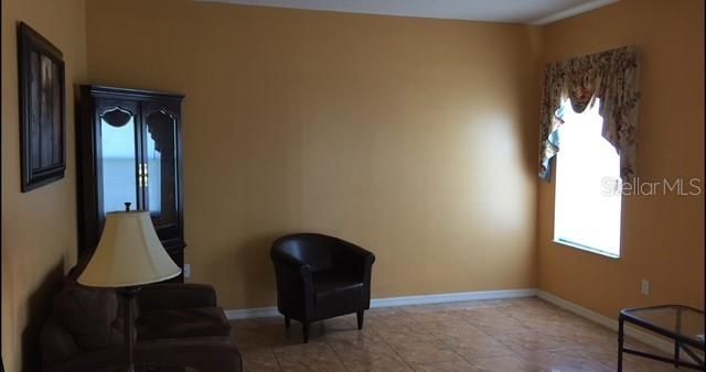 For Rent: $2,150 (4 beds, 3 baths, 2368 Square Feet)