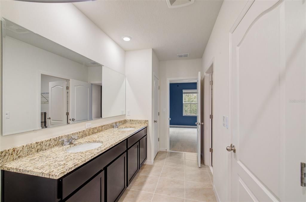 En Venta: $374,500 (3 camas, 2 baños, 1612 Pies cuadrados)