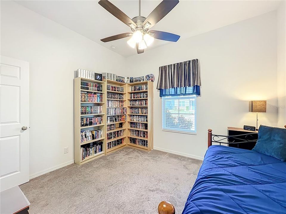 На продажу: $413,500 (3 спален, 2 ванн, 1943 Квадратных фут)