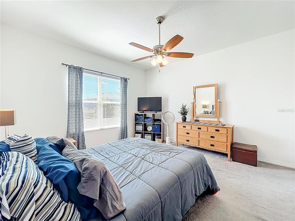 На продажу: $413,500 (3 спален, 2 ванн, 1943 Квадратных фут)