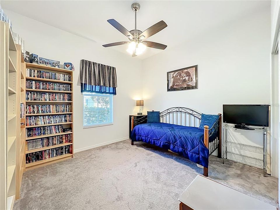 На продажу: $413,500 (3 спален, 2 ванн, 1943 Квадратных фут)