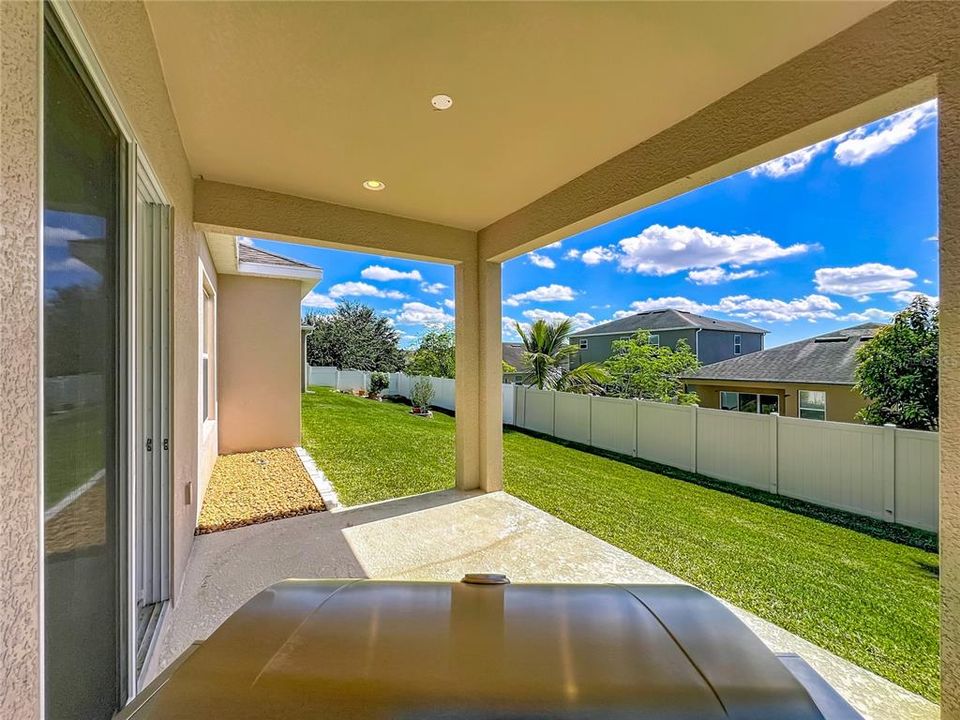 На продажу: $413,500 (3 спален, 2 ванн, 1943 Квадратных фут)