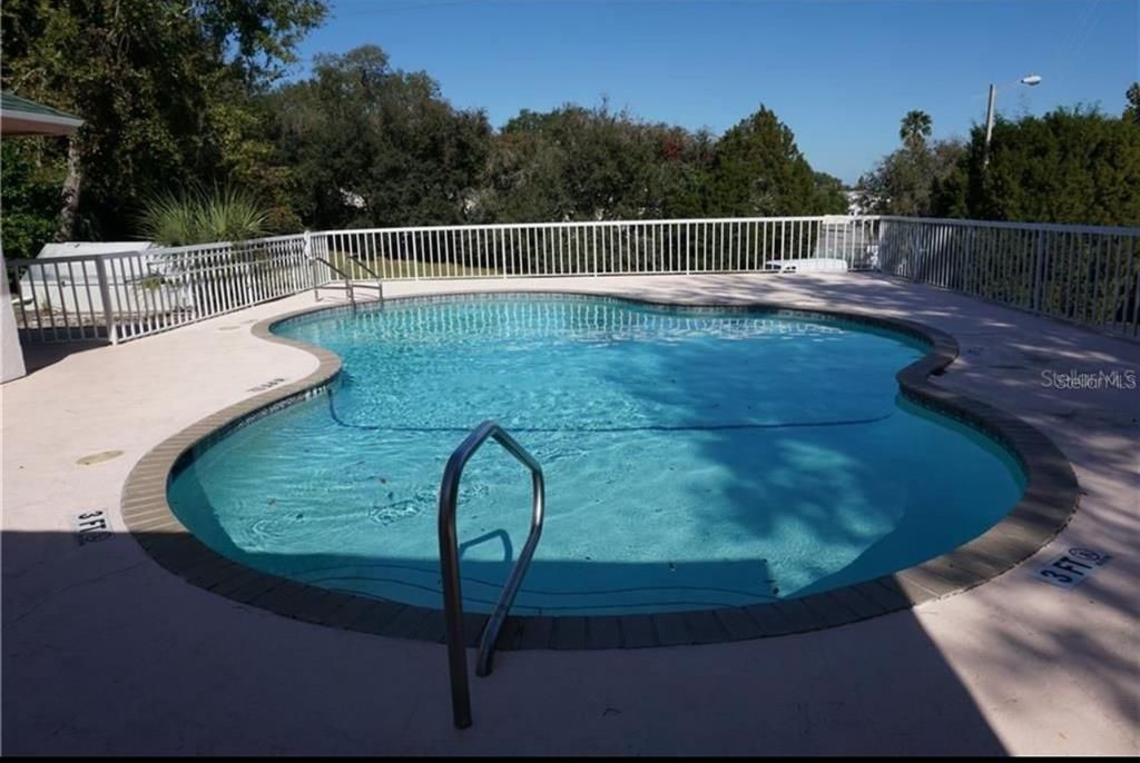 待售: $118,900 (2 贝兹, 2 浴室, 1252 平方英尺)