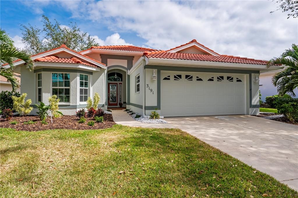 For Sale: $429,000 (2 beds, 2 baths, 1577 Square Feet)