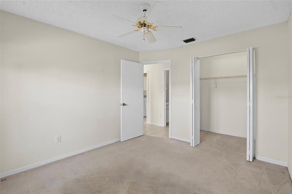 Под контрактом: $259,900 (2 спален, 2 ванн, 1362 Квадратных фут)