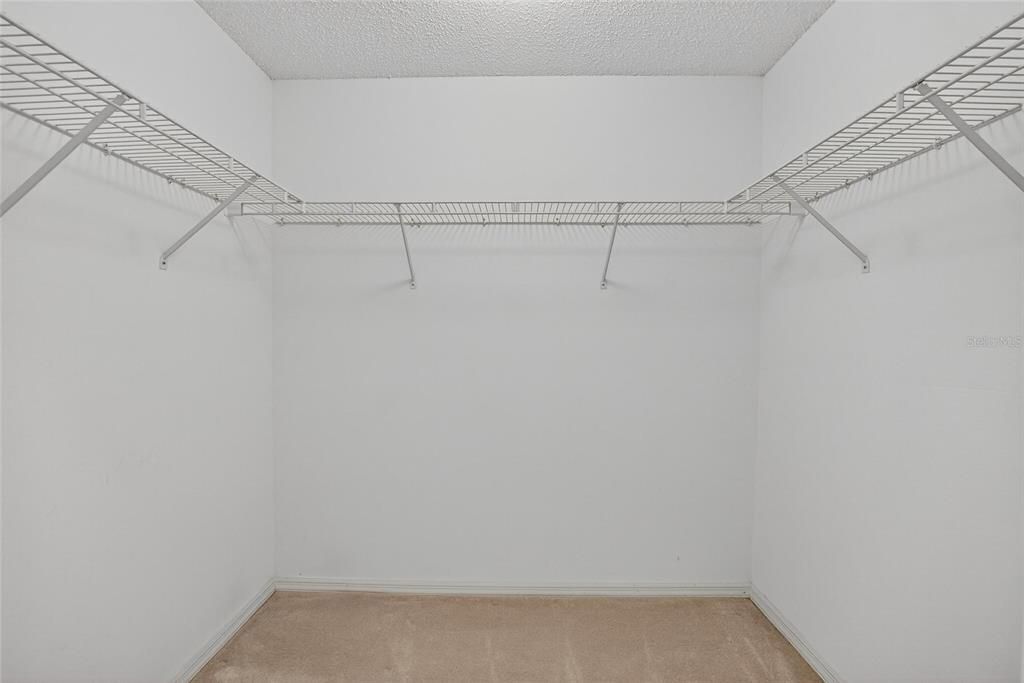 Под контрактом: $259,900 (2 спален, 2 ванн, 1362 Квадратных фут)